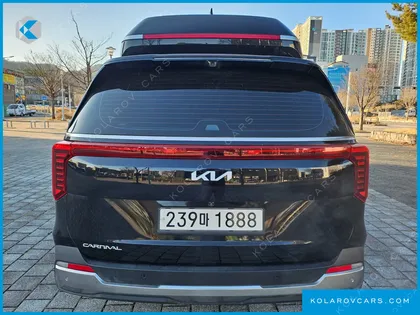 KIA CARNIVAL GASOLINE 9-SEATER HI LIMOUSINE