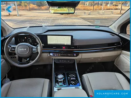 KIA CARNIVAL GASOLINE 9-SEATER HI LIMOUSINE