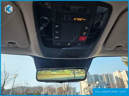 KIA CARNIVAL GASOLINE 9-SEATER HI LIMOUSINE