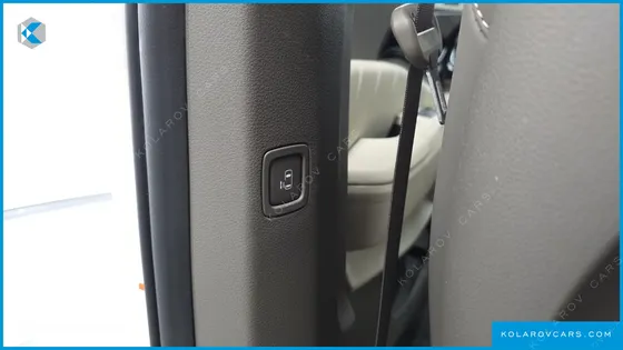 KIA CARNIVAL HEV 7-SEATER HI LIMOUSINE