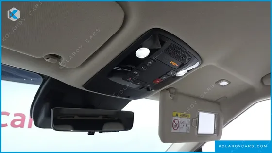 KIA CARNIVAL HEV 7-SEATER HI LIMOUSINE