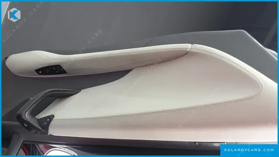 BMW I8 COUPE