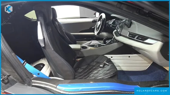 BMW I8 COUPE