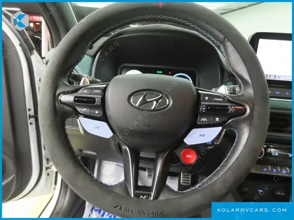 HYUNDAI KONA GASOLINE 2.0 2WD