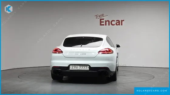 PORSCHE PANAMERA 4.8 GTS