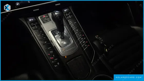 PORSCHE PANAMERA 4.8 TURBO