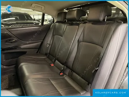 LEXUS ES EXECUTIVE