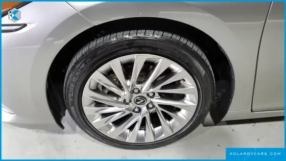 LEXUS ES LUXURY PLUS