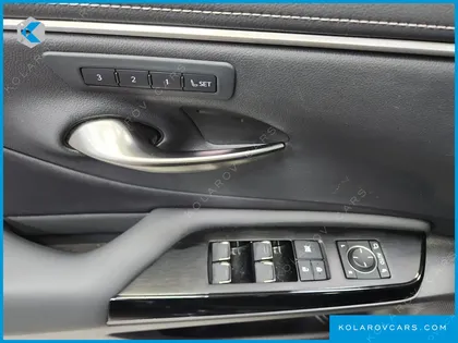 LEXUS ES LUXURY PLUS
