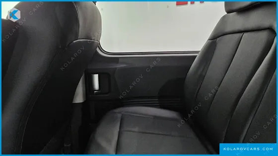 HYUNDAI STARIA CARGO 5-SEATER