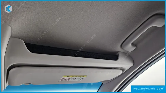HYUNDAI STARIA CARGO 5-SEATER