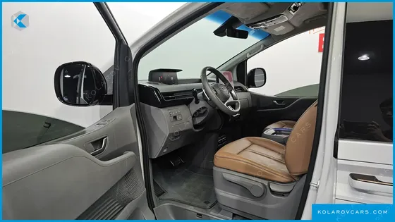 HYUNDAI STARIA 2WD CAMPING CAR