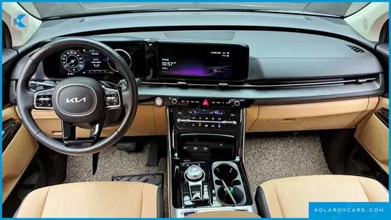 KIA CARNIVAL 9-SEATER NOBLESSE
