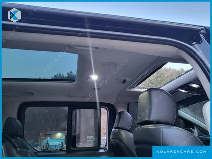 HYUNDAI STARIA 4WD LOUNGE 9-SEATER