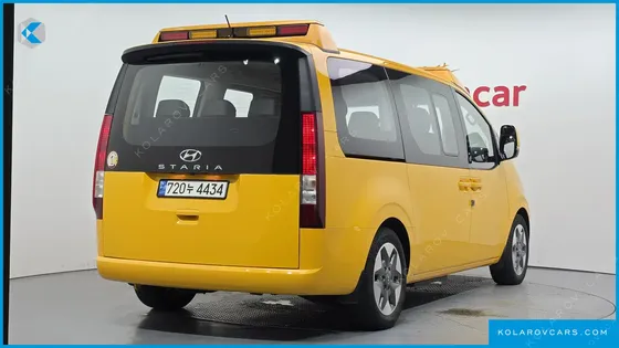 HYUNDAI STARIA L3.5  KINDER SAFETY CAR