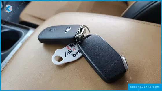 KIA CARNIVAL 11-SEATER PRESTIGE