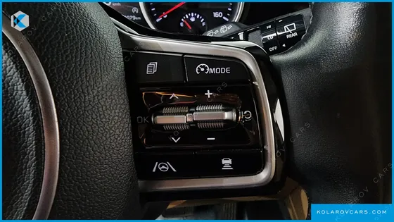 KIA CARNIVAL 11-SEATER PRESTIGE