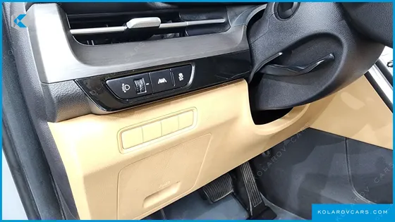KIA CARNIVAL 11-SEATER PRESTIGE