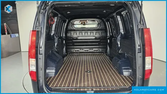 HYUNDAI STARIA CARGO 3-SEATER