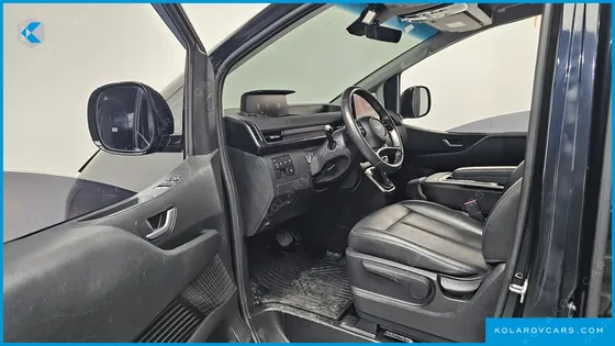 HYUNDAI STARIA CARGO 3-SEATER