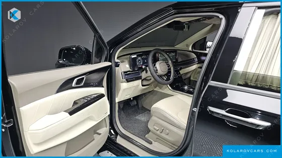 KIA CARNIVAL 9-SEATER HI-LIMOUSINE