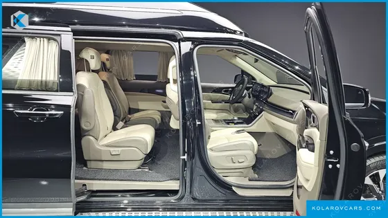 KIA CARNIVAL 9-SEATER HI-LIMOUSINE