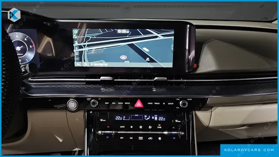 KIA CARNIVAL 9-SEATER HI-LIMOUSINE