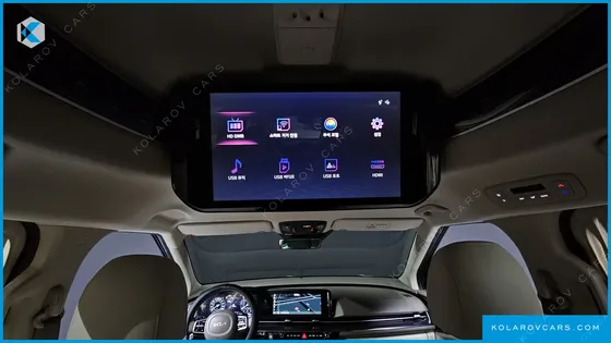 KIA CARNIVAL 9-SEATER HI-LIMOUSINE