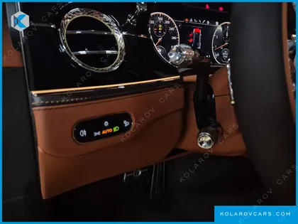 BENTLEY FLYING SPUR 4.0 AZURE
