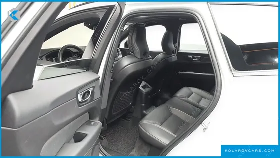 VOLVO XC60 T8 R-DESIGN