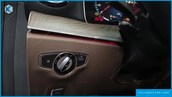 MERCEDES E-CLASS E300E 4MATIC EXCLUSIVE