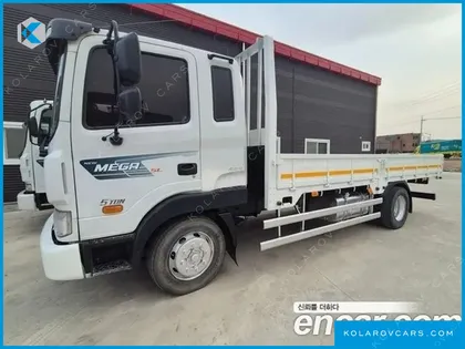 HYUNDAI MEGA TRUCK GOLD