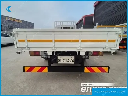 HYUNDAI MEGA TRUCK GOLD
