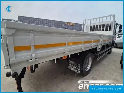 HYUNDAI MEGA TRUCK GOLD