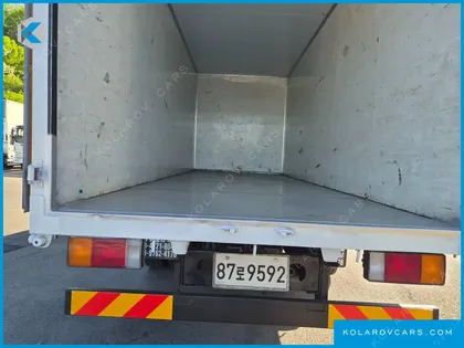 HYUNDAI MEGA TRUCK GOLD