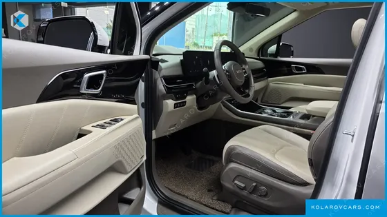 KIA CARNIVAL 7-SEATER SIGNATURE