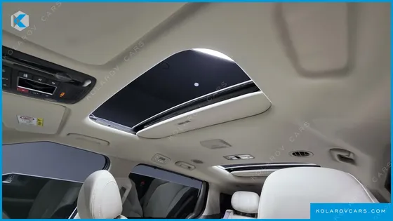 KIA CARNIVAL 7-SEATER SIGNATURE