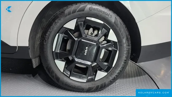 KIA CARNIVAL 7-SEATER SIGNATURE