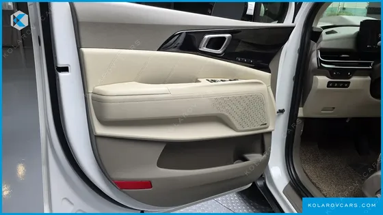 KIA CARNIVAL 7-SEATER SIGNATURE
