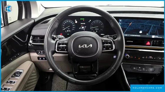 KIA CARNIVAL GASOLINE 9-SEATER SIGNATURE
