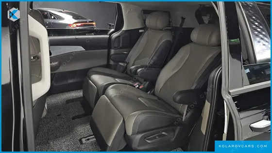 KIA CARNIVAL 7-SEATER NOBLESSE