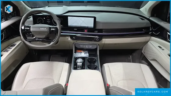 KIA CARNIVAL GASOLINE 7 SEATER X LINE