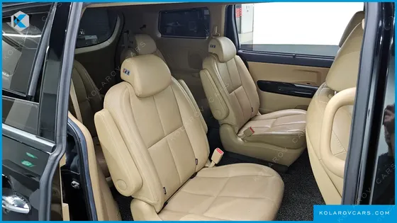 KIA CARNIVAL 9-SEATER NOBLESSE