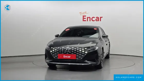 HYUNDAI GRANDEUR LE BLANC