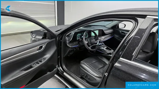 HYUNDAI GRANDEUR LE BLANC