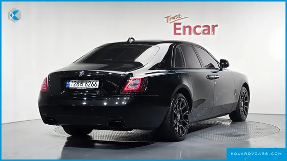 ROLLS ROYCE GHOST 6.7 V12 BLACK BADGE