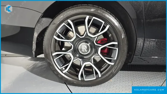 ROLLS ROYCE GHOST 6.7 V12 BLACK BADGE