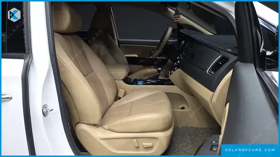 KIA CARNIVAL 9-SEATER NOBLESSE SPECIAL