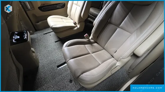 KIA CARNIVAL 9-SEATER NOBLESSE SPECIAL
