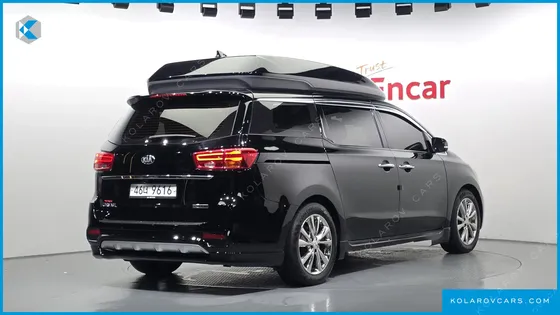 KIA CARNIVAL 9-SEATER HI-LIMOUSINE